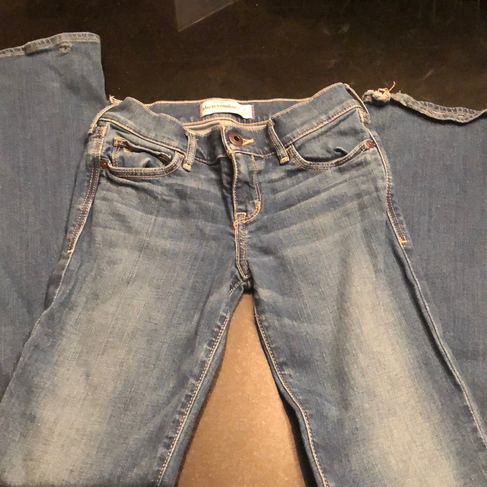 Abercrombie bellbottom girl jeans